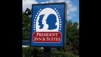 President Inn & Suites