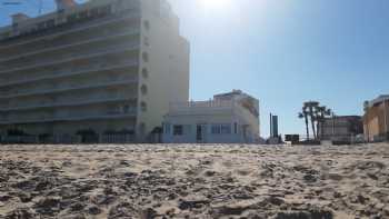 Bed & Breakfast on the Beach