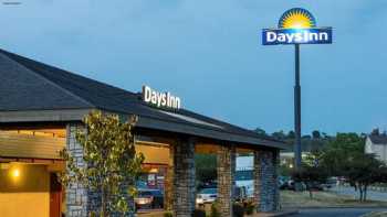 Days Inn by Wyndham Pittsburgh-Harmarville