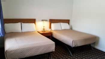 Budget Inn Breezewood