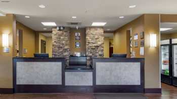 Best Western Plus University Park Inn & Suites