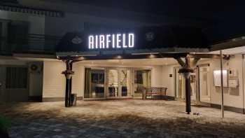 Airfield Hotel & Restaurant