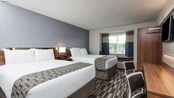 Microtel Inn & Suites by Wyndham Altoona