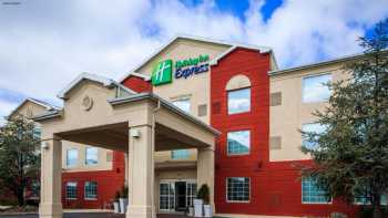 Holiday Inn Express & Suites Reading Airport, an IHG Hotel