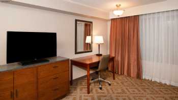 DoubleTree Suites by Hilton Hotel Philadelphia West