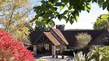 Oak Lodge