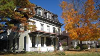 Allegheny Street Bed & Breakfast