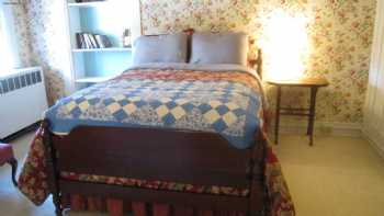 Allegheny Street Bed & Breakfast