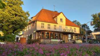 Hotel & Guest House &quotZur Linde"