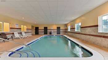 Comfort Inn & Suites Manheim - Lebanon