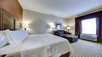 Hampton Inn & Suites Harrisburg/North