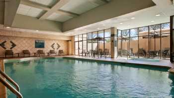 Embassy Suites by Hilton Philadelphia Airport