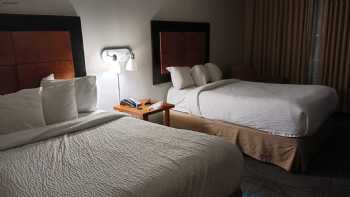 Days Hotel by Wyndham Allentown Airport / Lehigh Valley