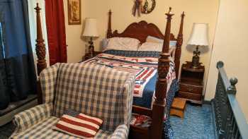 Sleepy Hollow Inn Bed & Breakfast