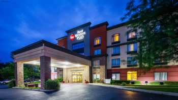 Best Western Plus Harrisburg East Inn & Suites