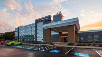 Best Western Plus Wilkes Barre-Scranton Airport Hotel