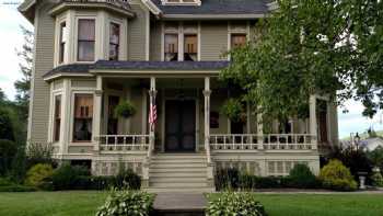 Marigold Manor Bed & Breakfast