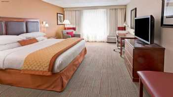 Wyndham Garden Pittsburgh Airport