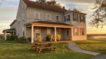 Oberholtzer Farm B&B