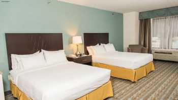 Holiday Inn Express & Suites Erie (Summit Township), an IHG Hotel