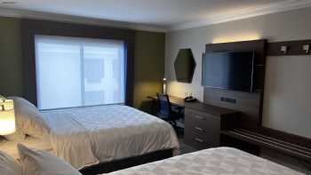 Holiday Inn Express & Suites Williamsport, an IHG Hotel