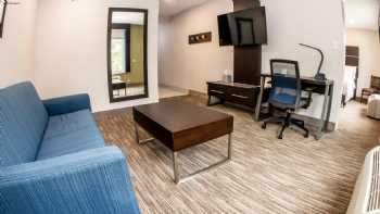 Holiday Inn Express Allentown North, an IHG Hotel