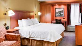 Hampton Inn Pittsburgh-Airport