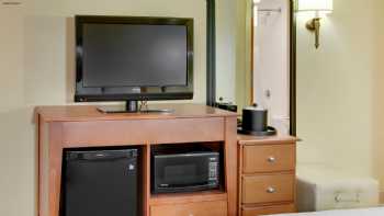 Hampton Inn Pittsburgh-Airport