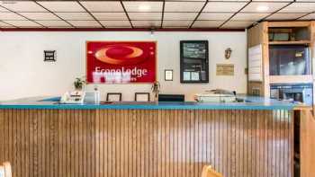 Econo Lodge Inn & Suites near Split Rock and Harmony Lake