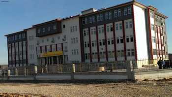 Adıyaman Yunus Emre Mesleki ve Teknik Anadolu Lisesi