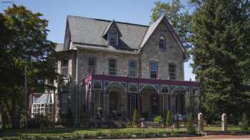 The Gifford-Risley House