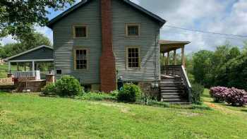 Baneberry Meadows Bed & Breakfast