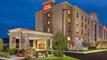 Hampton Inn & Suites Williamsport-Faxon Exit