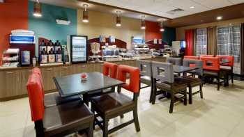 Holiday Inn Express & Suites York NE - Market Street, an IHG Hotel