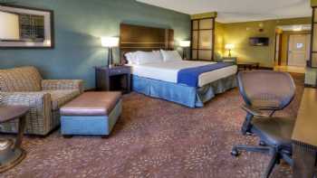 Holiday Inn Express & Suites Pittsburgh SW - Southpointe, an IHG Hotel