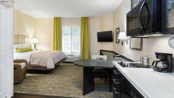 Candlewood Suites Grove City - Outlet Center, an IHG Hotel