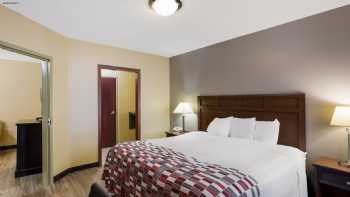 Red Roof Inn & Suites Bloomsburg – Mifflinville