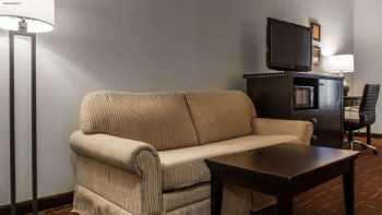 Quality Inn & Suites NJ State Capital Area