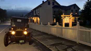 The Iron Rail Bed & Breakfast