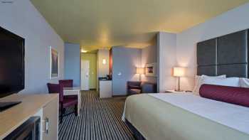 Holiday Inn Express & Suites Carlisle - Harrisburg Area, an IHG Hotel