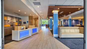 Holiday Inn Express & Suites New Castle, an IHG Hotel