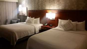 Courtyard by Marriott Pittsburgh West Homestead/Waterfront