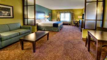 Holiday Inn Express & Suites Pittsburgh SW - Southpointe, an IHG Hotel