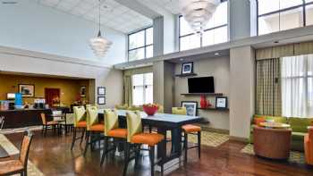 Hampton Inn & Suites Wilkes-Barre/Scranton, PA