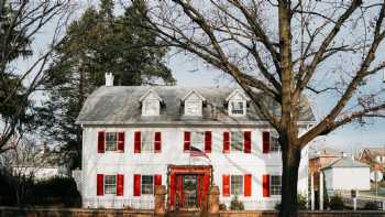 1777 Americana Inn Bed & Breakfast