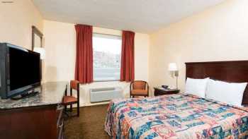 Days Inn by Wyndham Philadelphia - Roosevelt Boulevard