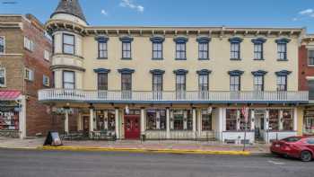 The Doylestown Inn