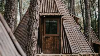 Glamping The Teepee