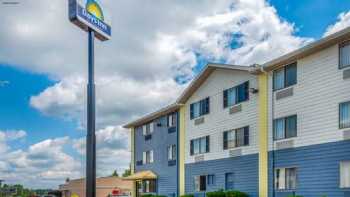 Days Inn by Wyndham Somerset PA I-70 I-76