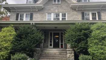 Kennett House Bed & Breakfast